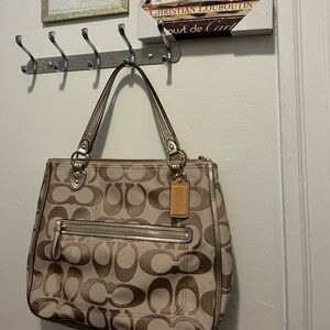 Coach Poppy Hallie XL Bag in Dusty Tan Signature C Outlined in Metallic Pink